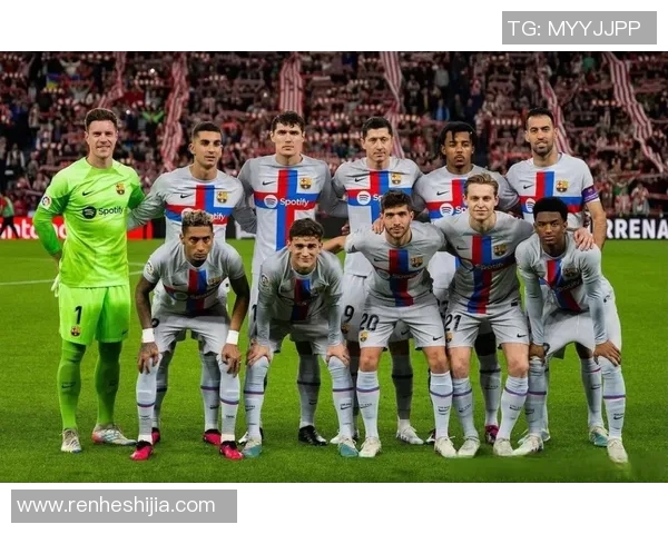 巴塞罗那足球俱乐部精彩瞬间图片展示与球队历史回顾